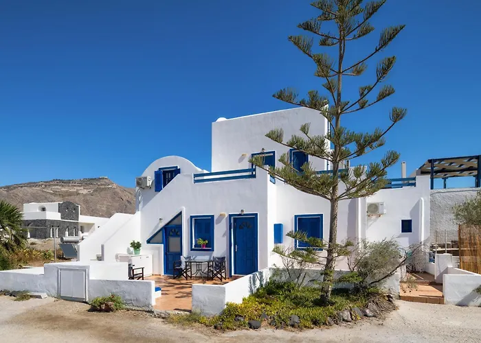 Irene's Sunshine * Perivolos (Santorini)